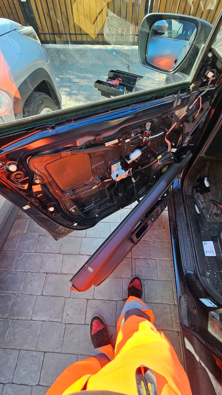 Trabajo realizado - Instalación de batería